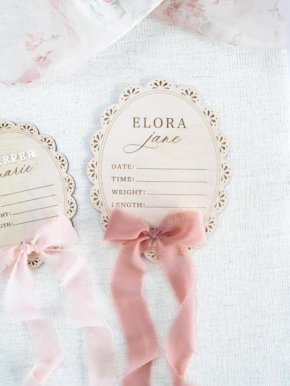 Personalized Baby Name Announcement Sign with Bow – Wooden Birth Stat Plaque for Newborn, Hospital Announcement Board with Ribbon, Baby Girl Nursery Decor, Newborn Keepsake Gift