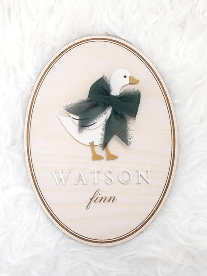 Personalized Goose Baby Name Sign – Custom Wooden Birth Announcement Plaque with Bow, Newborn Hospital Name Reveal Prop, Rustic Baby Nursery Decor, Handmade Gift for New Parents (BBW4)