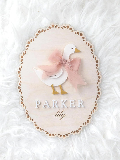 Personalized Goose Baby Name Sign – Custom Wooden Birth Announcement Plaque with Bow, Newborn Hospital Name Reveal Prop, Rustic Baby Nursery Decor, Handmade Gift for New Parents (BBW4)