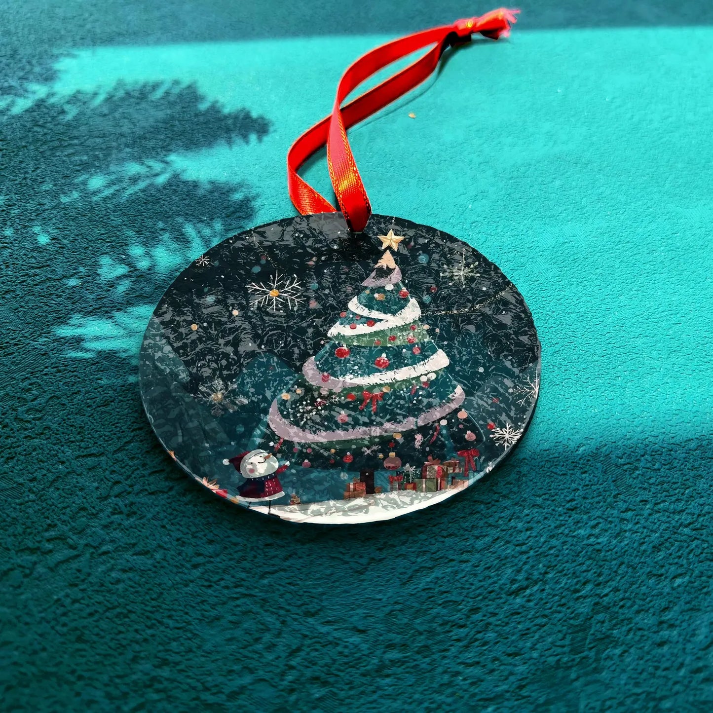 Snowman Christmas Tree Ornament, Christmas Handcrafted Holiday Ornament,Premium Water Ripple Glass,Christmas