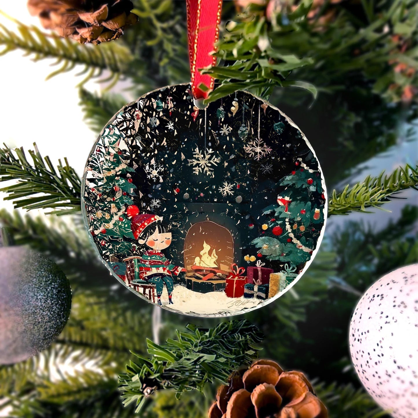 Cozy Christmas Eve Suncatcher Christmas Tree Ornament, Christmas Handcrafted Holiday Ornament,Premium Water Ripple