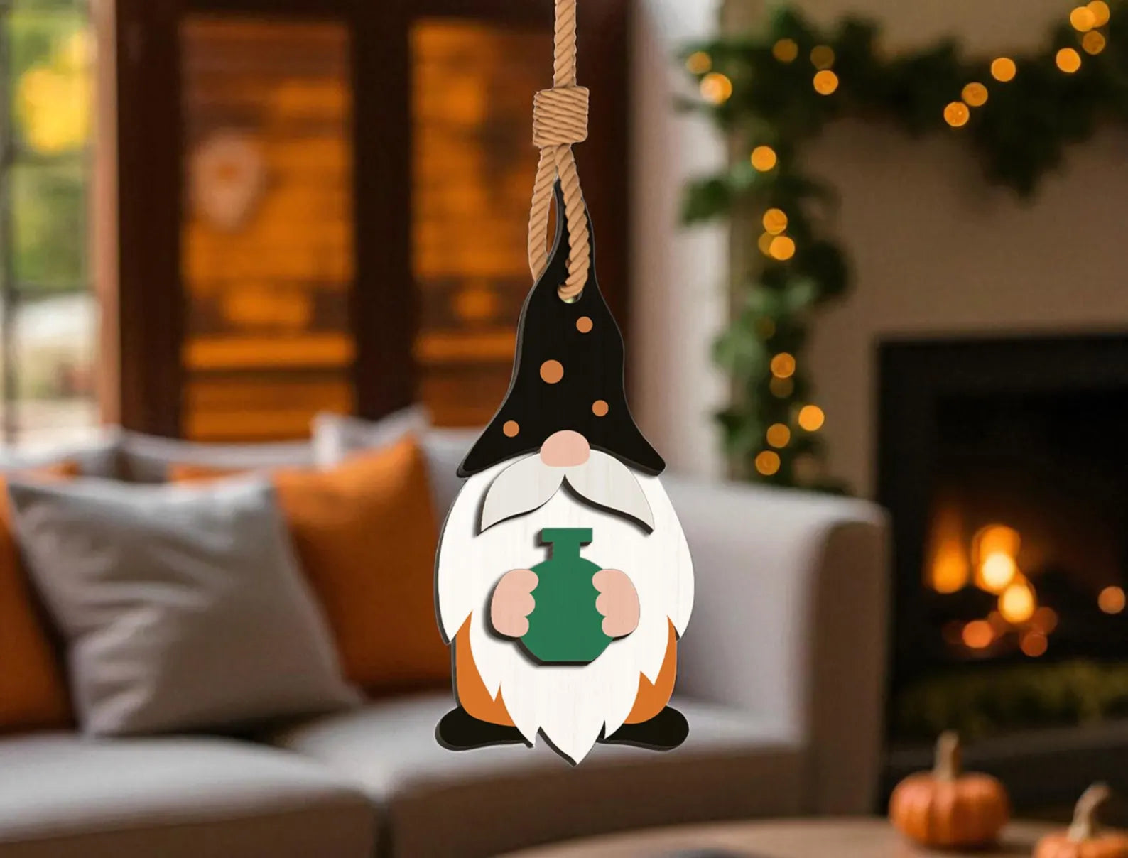 Halloween Wizard Gnome Wooden Ornament – Green Potion Hanging Decoration for Spooky & Cozy Fall Home Decoration